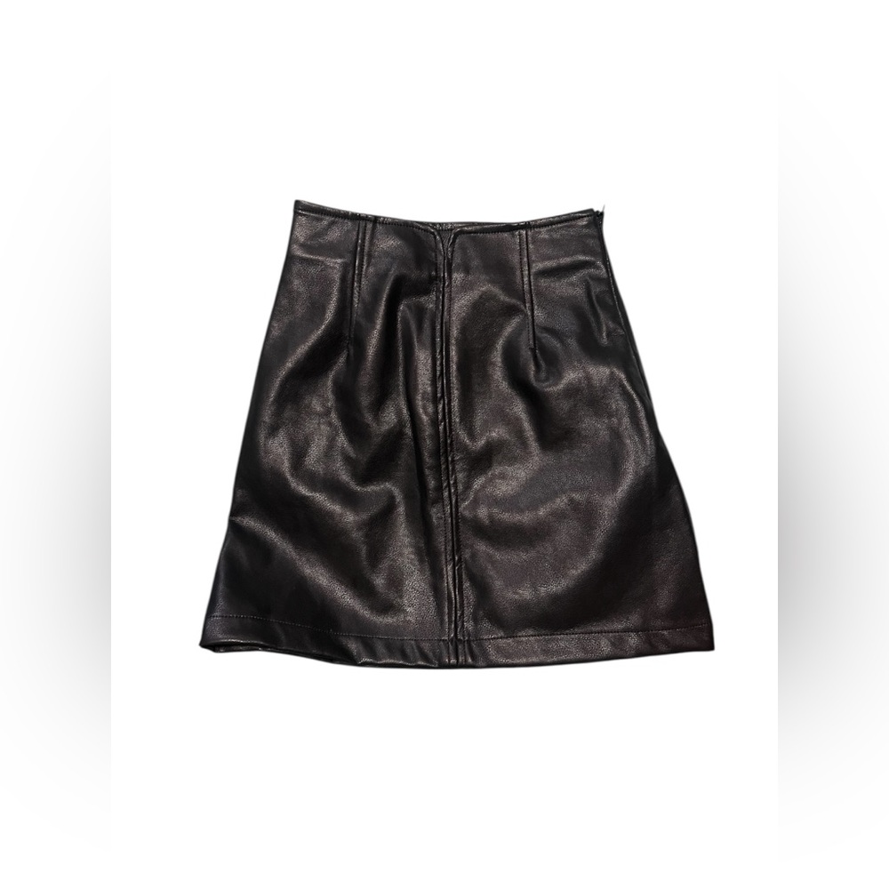 Friful faux leather mini skirt